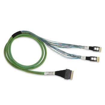 Broadcom Kabel x8 SFF-8654 auf 2x SFF-8654 Slim-SAS 1m